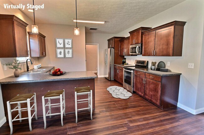 Building Photo - 5447 Crocus Dr