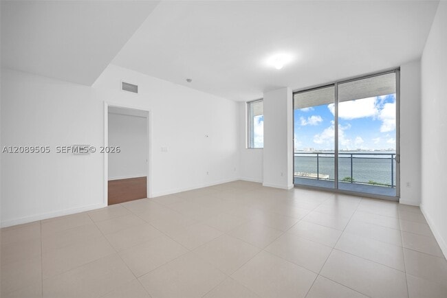 Building Photo - 7901 Hispanola Ave