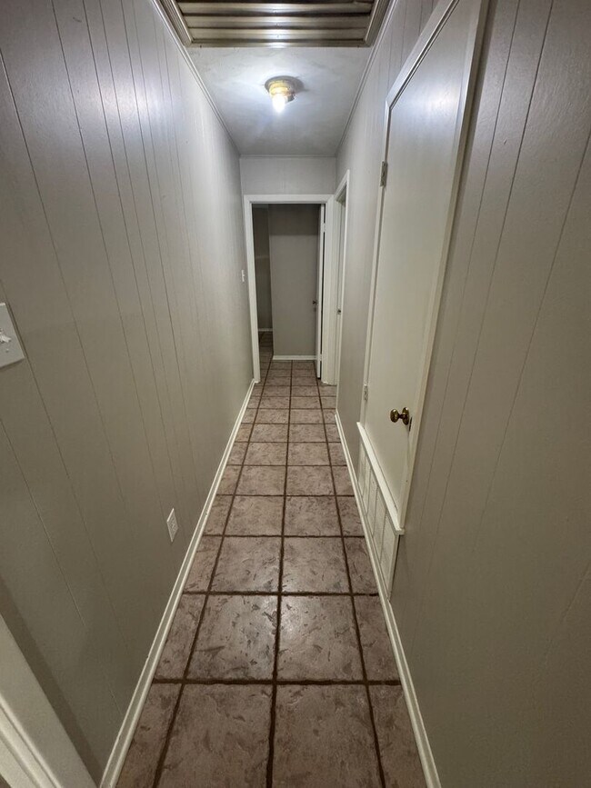 Building Photo - 8174 FM 1402