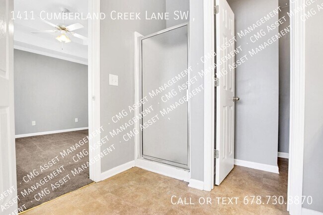 Building Photo - 1411 Cumberland Creek Ln SW