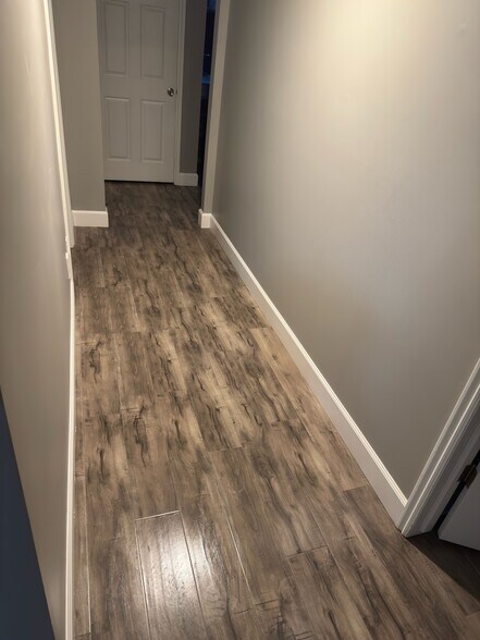 Hallway - 8379 Sycamore Tree Cove