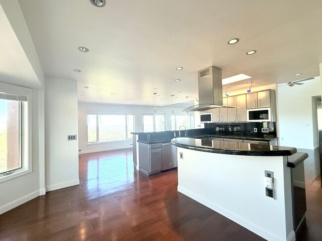 Building Photo - Million Dollar Views in Haisley Homestead!