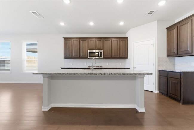 Building Photo - 1804 Star Fleet Dr