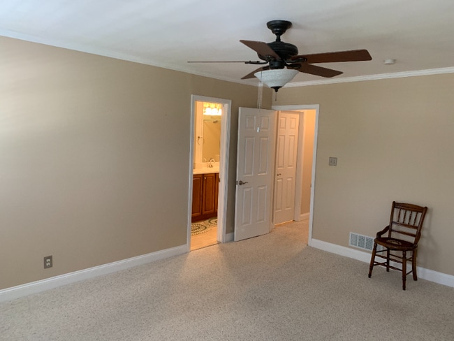 Building Photo - 147 E 3rd St