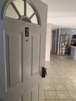 Building Photo - 250 N Hargrave St