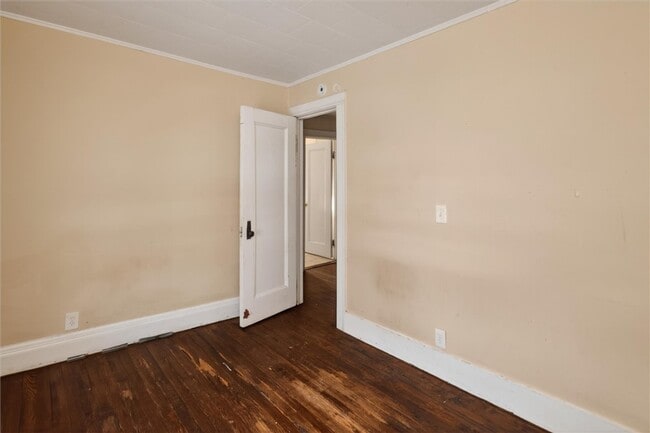 Building Photo - 53 Scottsville Rd