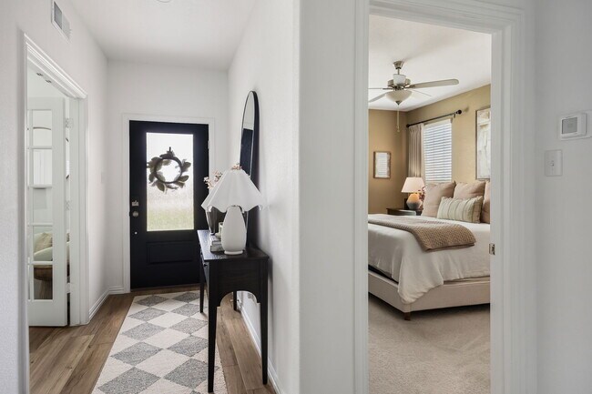 Building Photo - 10016 Thornapple Rd