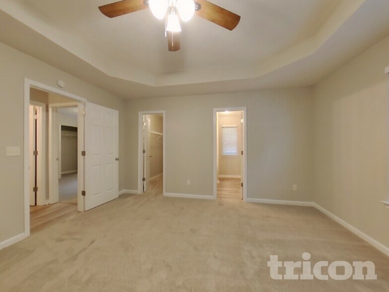 Building Photo - 133 Revere Turn