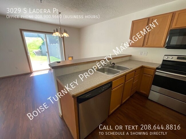 Building Photo - 3029 S Ladera Pl