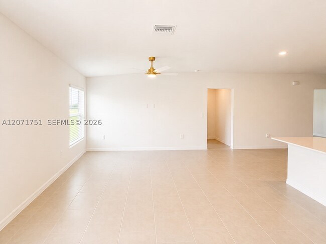 Building Photo - 17293 Cantu Ct