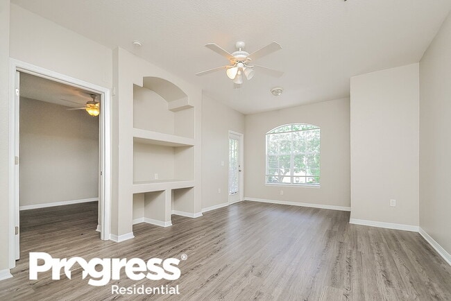 Building Photo - 8513 Lucuya Way