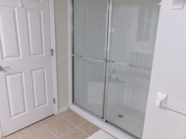 Building Photo - Desirable Gated Sandoval of Cape Coral