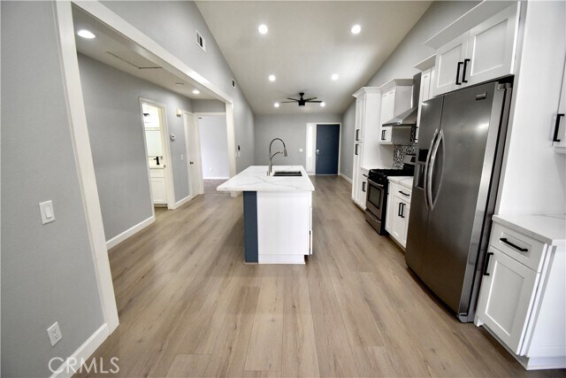 Building Photo - 12257 Hythe St