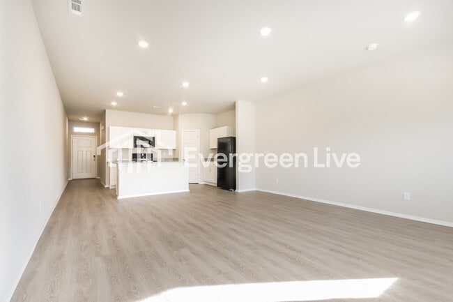 Building Photo - 6509 NW Kathleen St