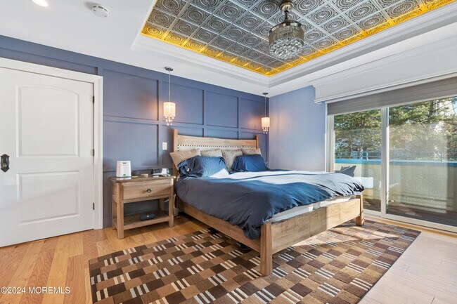 Building Photo - 300 Ocean Ave N