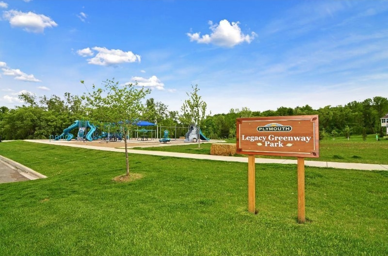 Building Photo - 15645 60th Ave N