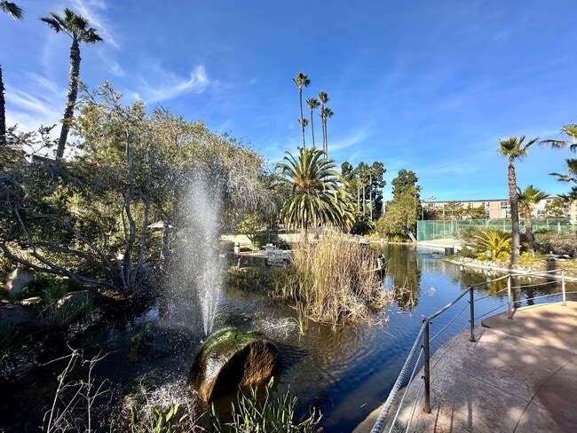 Building Photo - Beautiful condo in resort community