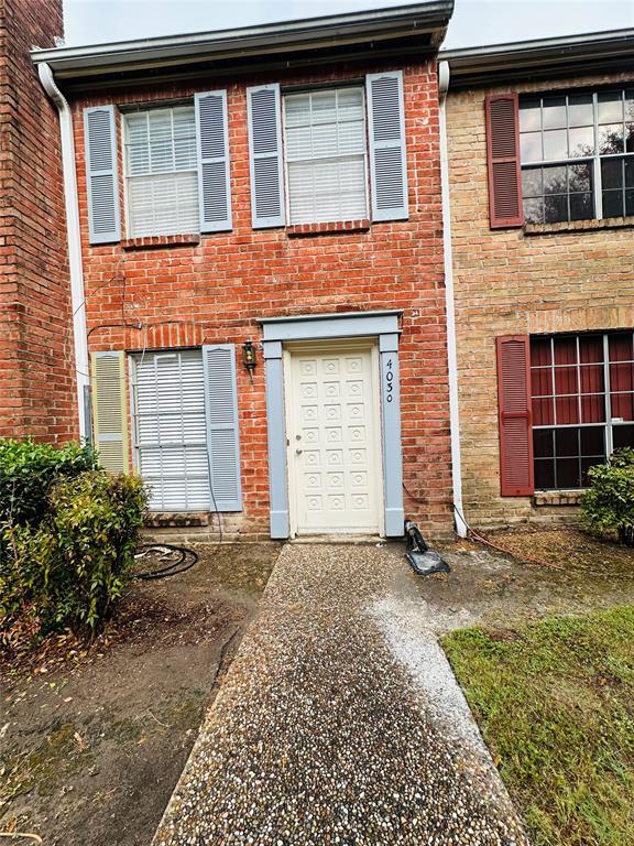 Building Photo - 4030 Belle Park Dr