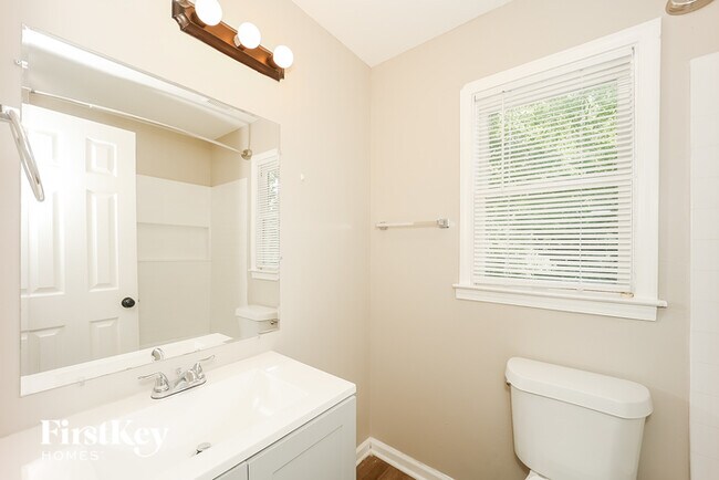 Building Photo - 2513 Whisper Trail