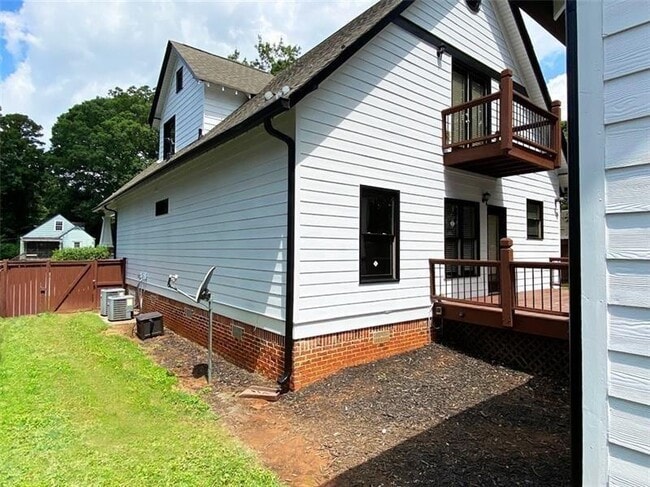 Building Photo - 286 Morgan Pl SE