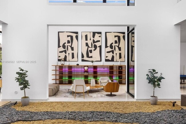 Building Photo - 418 Sunset Dr