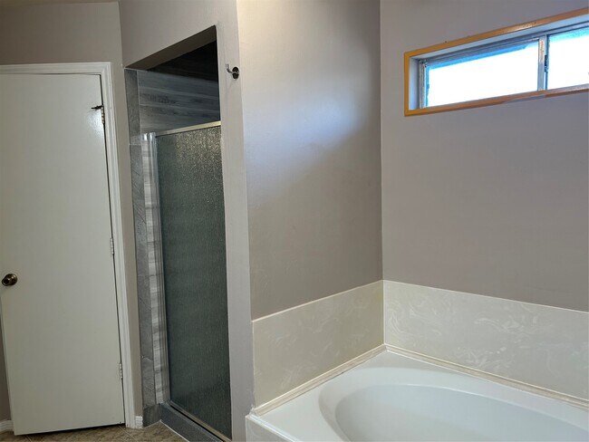 Building Photo - 3601 Colleen Meadows Cir