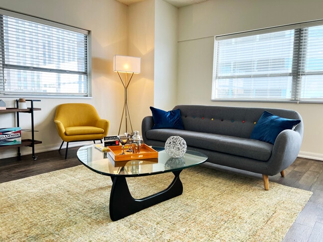 Living - Park Harvey