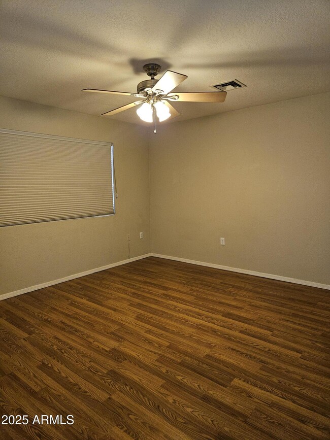 Building Photo - 1194 N Madrid Ln