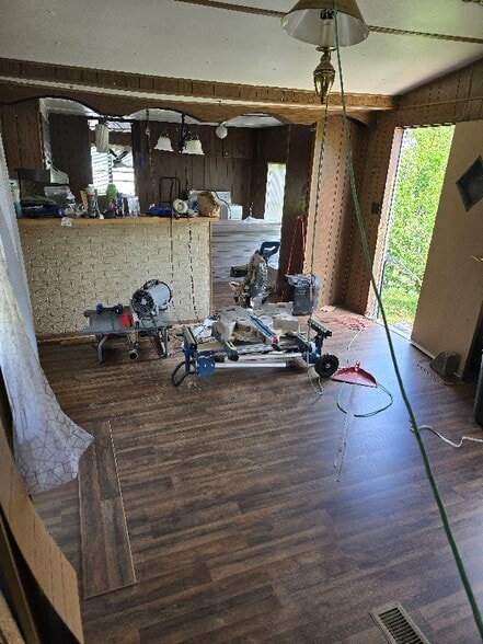 Building Photo - 148 Jersey Ln