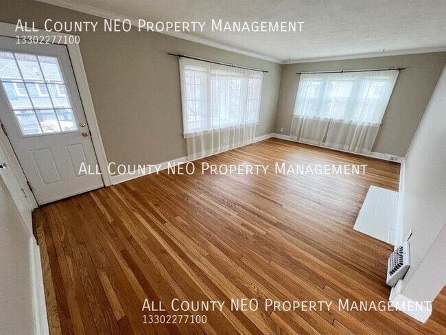 Building Photo - 1442 Cordova Ave