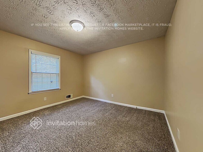 Building Photo - 388 Summerville Dr NW