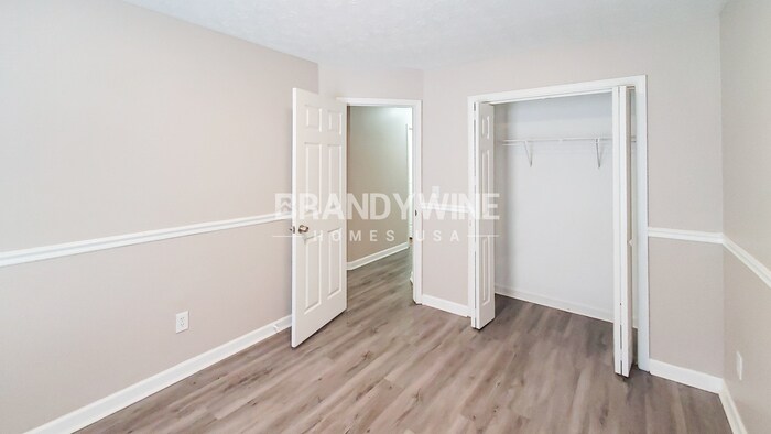 Building Photo - 369 Autumn Lake Dr