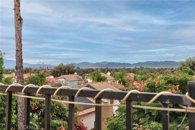 Building Photo - 24055 Golden Pheasant Ln