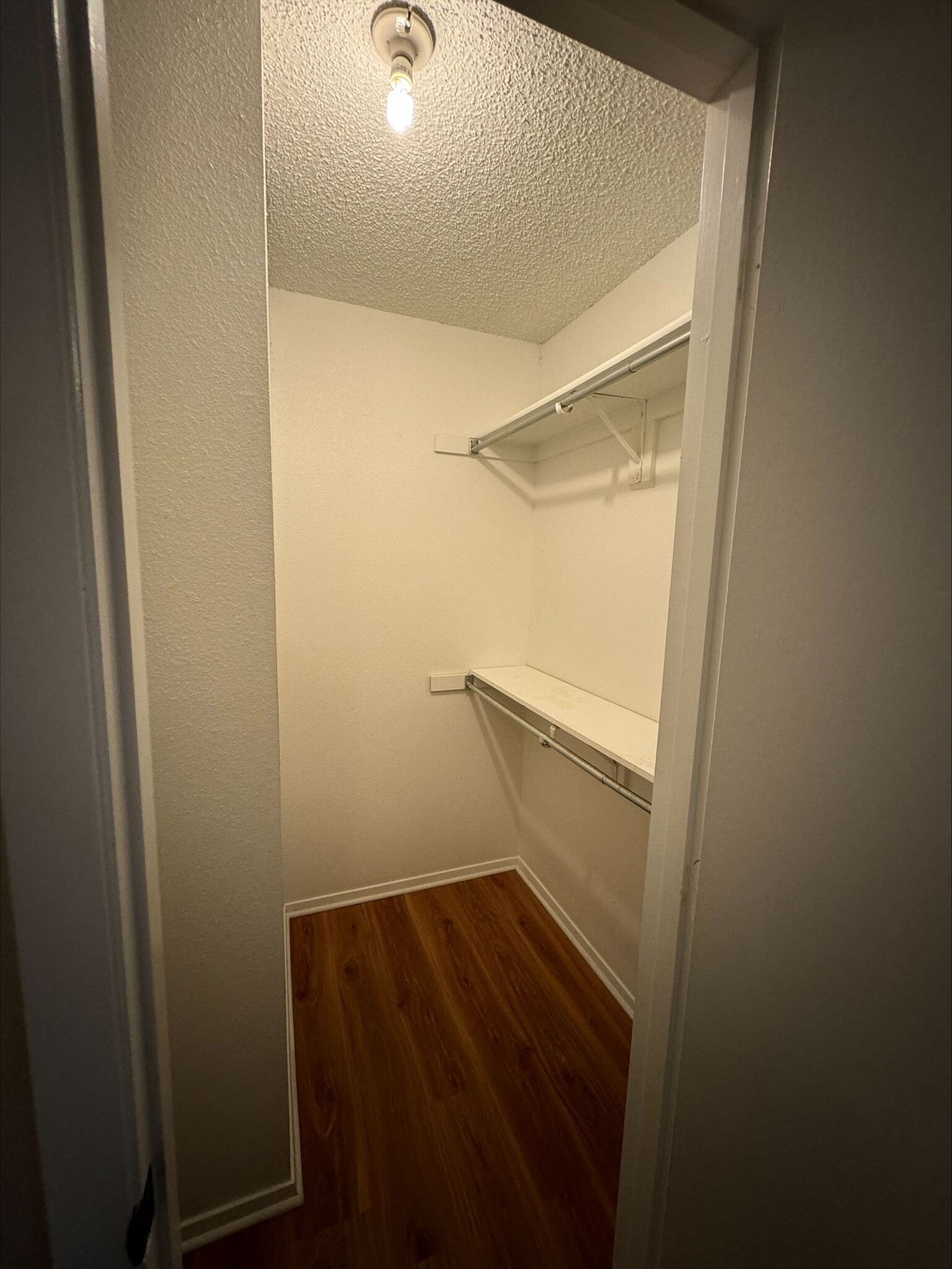 Building Photo - 1227 Dallas Dr