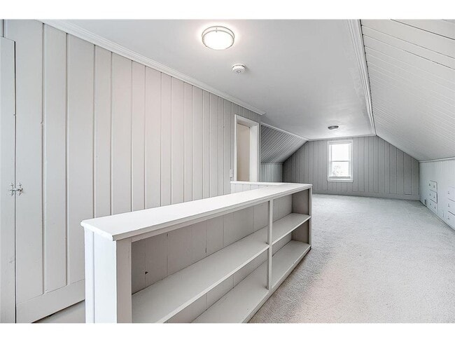 Building Photo - 1588 W Highland Pkwy