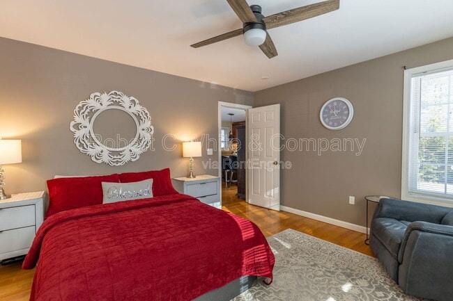 Building Photo - 3 Granbrook Park Rd