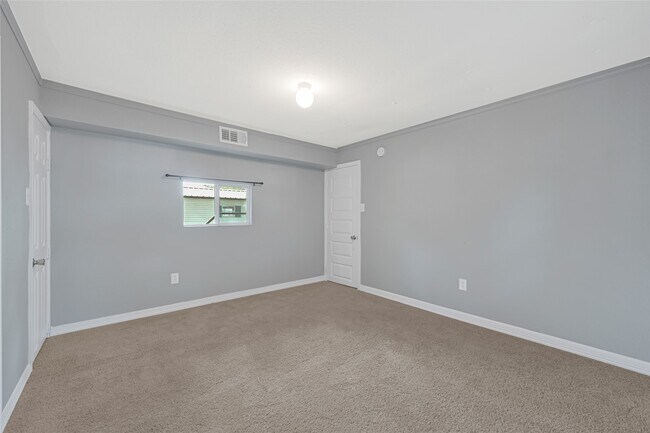 Building Photo - 11719 S Spicewood Ln