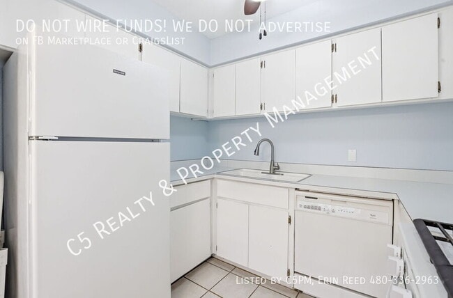 Building Photo - 4950 N Miller Rd