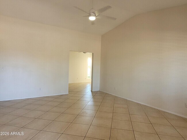 Building Photo - 3910 E Shomi St