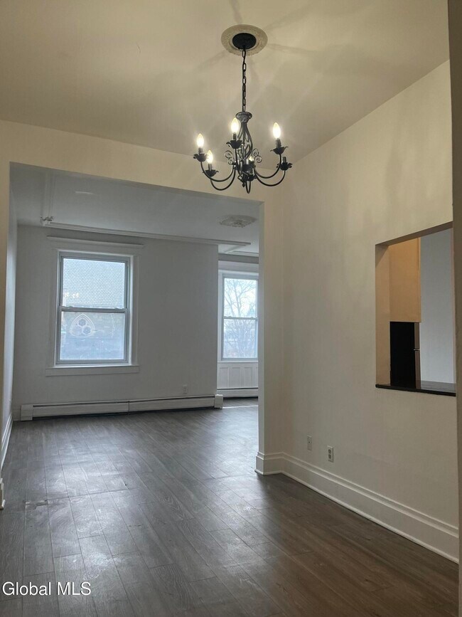 Building Photo - 9 St Joseph's Terrace