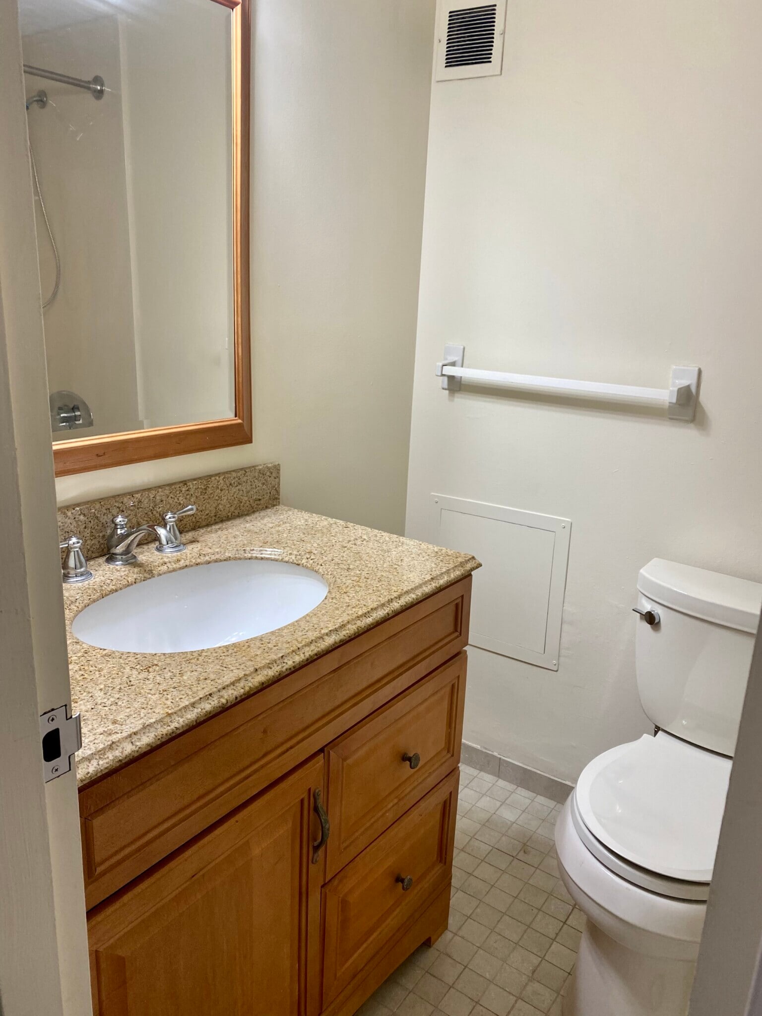 Building Photo - 200 Swanton St