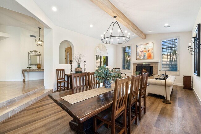 Building Photo - 47210 Heliotrope Dr