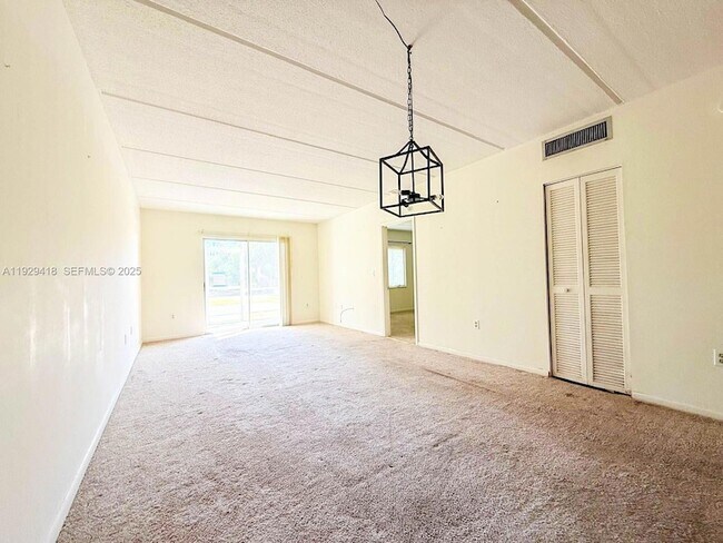 Building Photo - 649 S Tamiami Trl