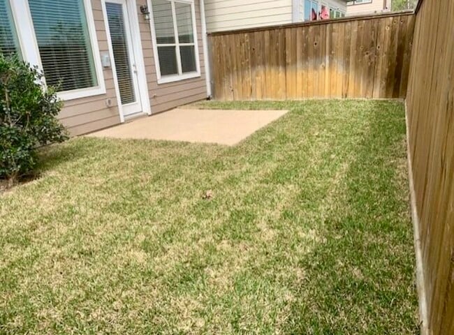 Building Photo - 1804 Cavanal St