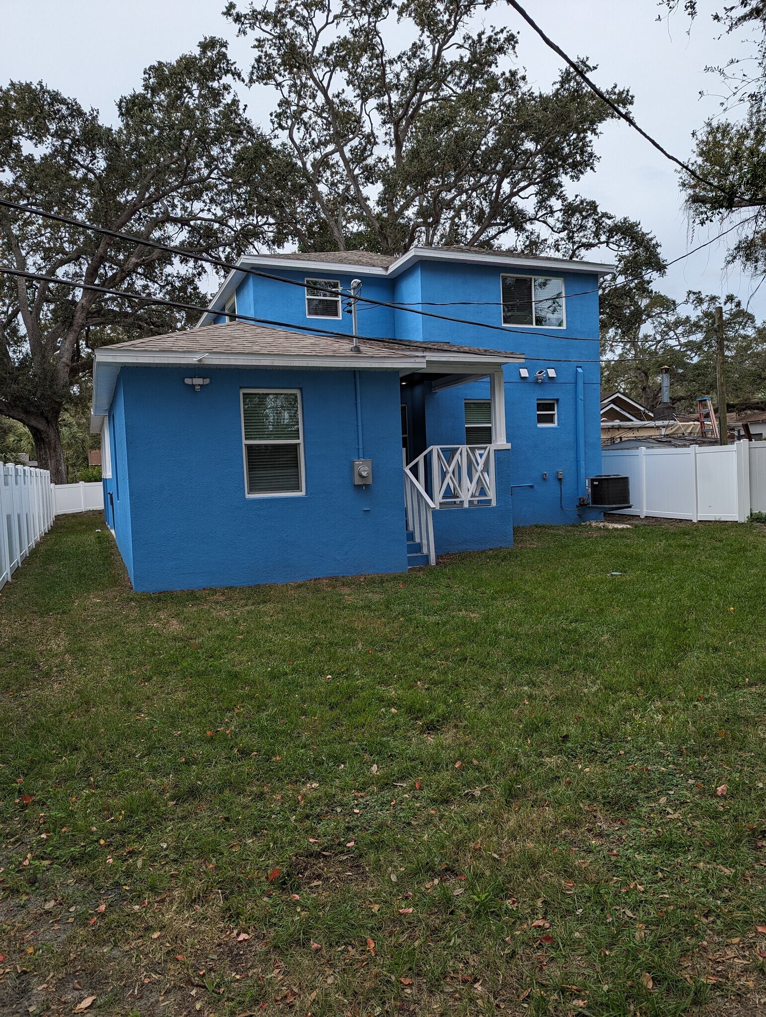 Building Photo - 2010 Seminole Blvd S