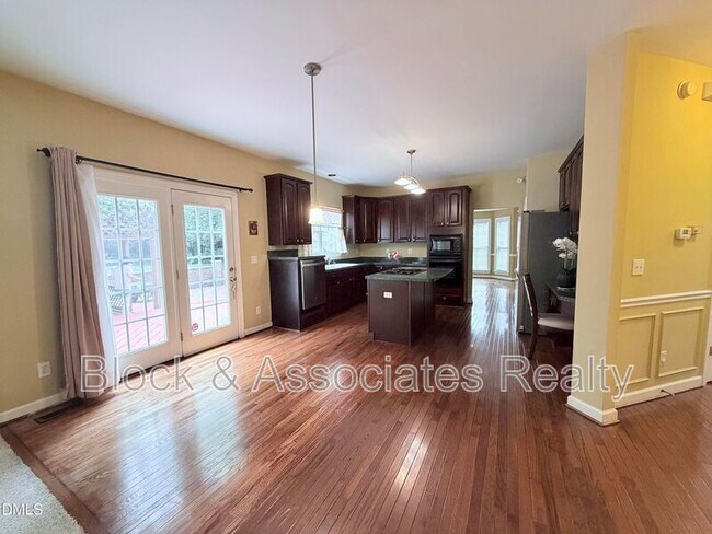 Building Photo - 603 Harold Latta Rd