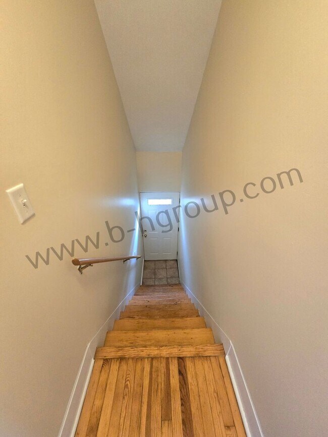 Building Photo - 1313 73rd St