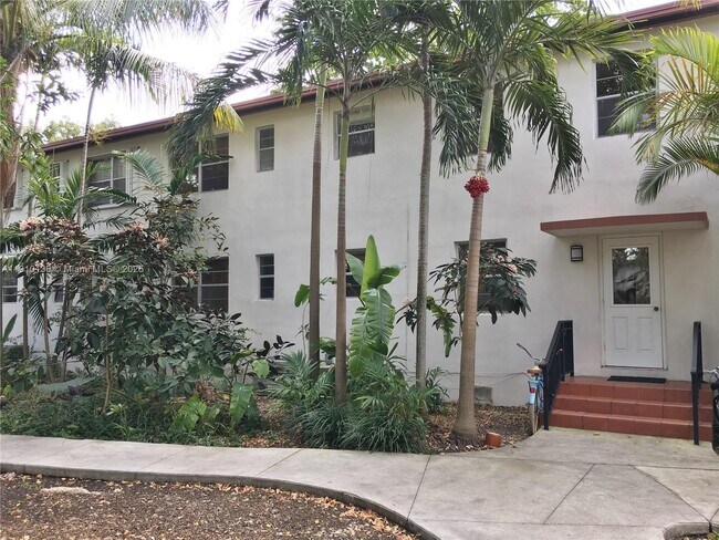 Building Photo - 5545 SW 80th St