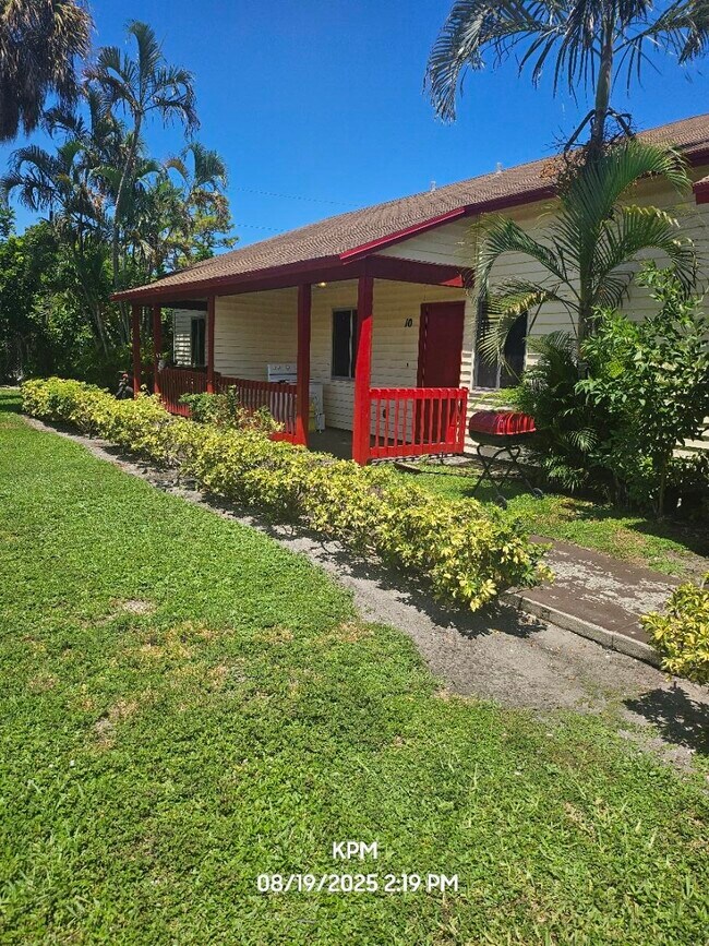 Primary Photo - 1305 Rosewood Villa Ln