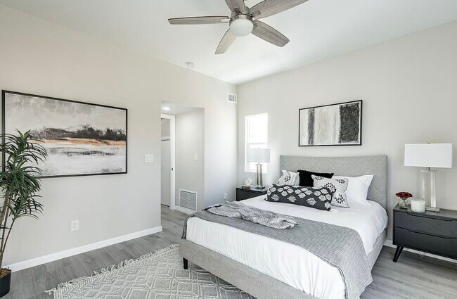 Building Photo - 4447 Hedionda Ct